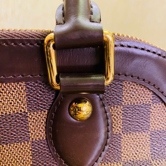 Louis Vuitton Trevi shoulder bag in Damier brown Ebene canvas. - Picture 14 of 14